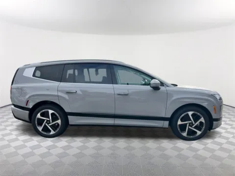 More photos of 2026 Hyundai IONIQ 9 Performance Calligraphy at Southtowne Hyundai of Newnan, GA