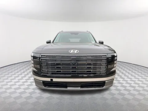 Photos of 2026 Hyundai Palisade Limited for sale in Newnan, GA at Southtowne Hyundai of Newnan