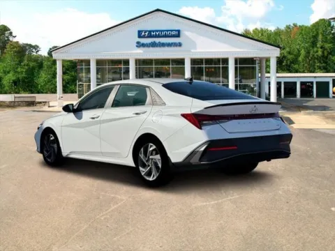More photos of 2025 Hyundai Elantra Hybrid SEL Sport at Southtowne Hyundai of Newnan, GA