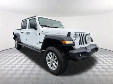 Another view of 2020 Jeep Gladiator Sport for sale in Newnan, GA at Southtowne Hyundai of Newnan