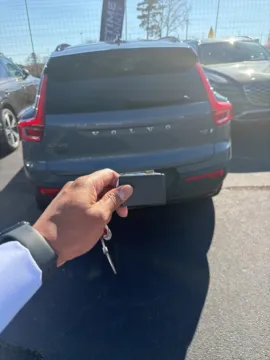 More photos of 2022 Volvo XC40 R-Design at Southtowne Hyundai of Newnan, GA