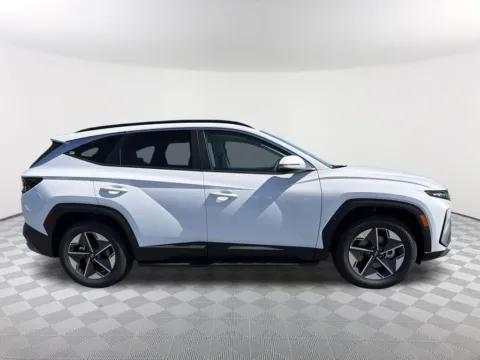 More photos of 2026 Hyundai Tucson SEL Premium at Southtowne Hyundai of Newnan, GA