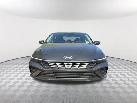 Photos of 2026 Hyundai Elantra SE for sale in Newnan, GA at Southtowne Hyundai of Newnan