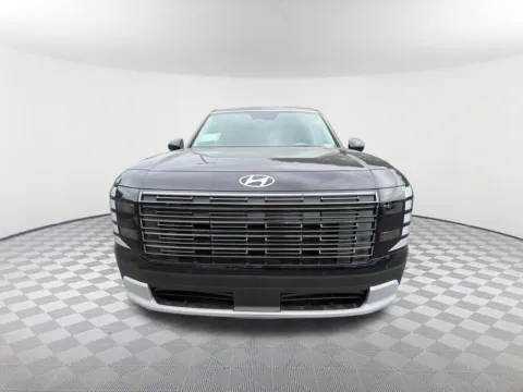 Photos of 2026 Hyundai Palisade SE for sale in Newnan, GA at Southtowne Hyundai of Newnan