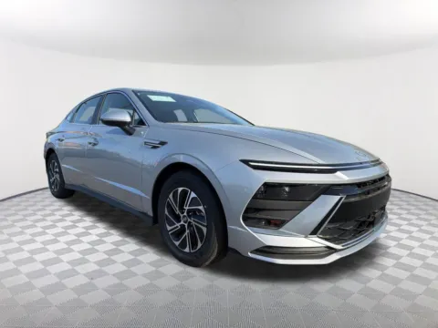 Another view of 2026 Hyundai Sonata Hybrid Blue for sale in Newnan, GA at Southtowne Hyundai of Newnan