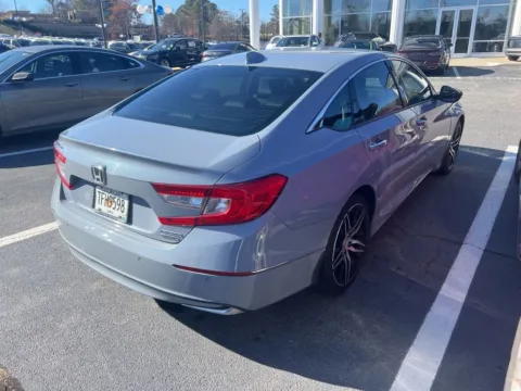 More photos of 2022 Honda Accord Hybrid Touring at Southtowne Hyundai of Newnan, GA