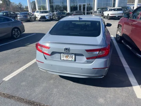 More photos of 2022 Honda Accord Hybrid Touring at Southtowne Hyundai of Newnan, GA