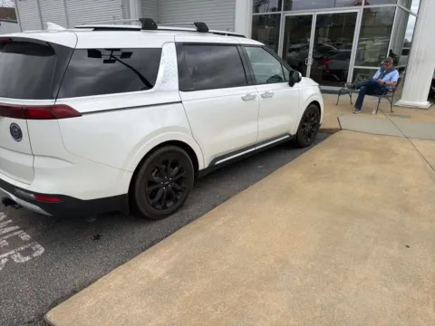 More photos of 2022 Kia Carnival SX Prestige at Southtowne Hyundai of Newnan, GA