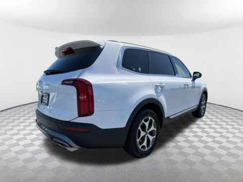 More photos of 2022 Kia Telluride EX at Southtowne Hyundai of Newnan, GA