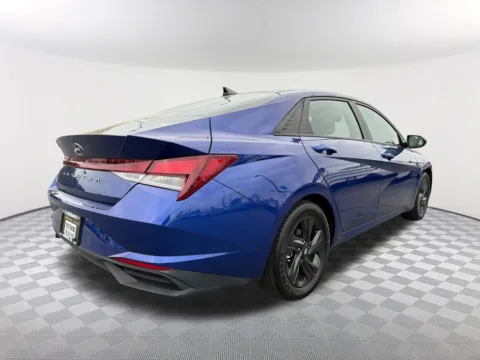 More photos of 2023 Hyundai Elantra SEL at Southtowne Hyundai of Newnan, GA