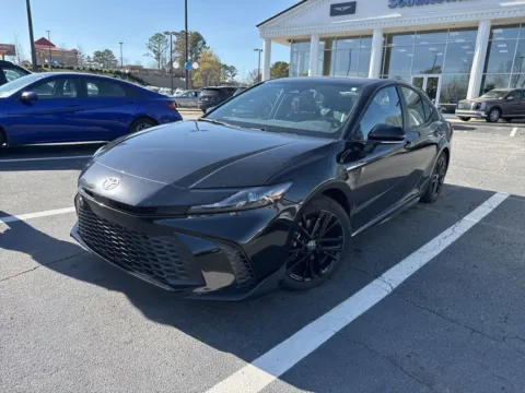 Photos of 2025 Toyota Camry SE for sale in Newnan, GA at Southtowne Hyundai of Newnan