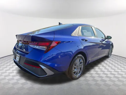 More photos of 2024 Hyundai Elantra SEL at Southtowne Hyundai of Newnan, GA