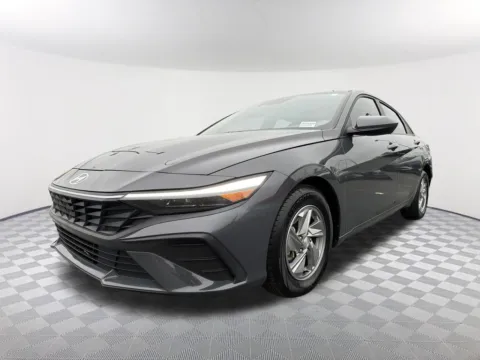 Gray 2024 Hyundai Elantra SE for sale in Newnan, GA