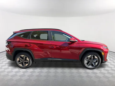 More photos of 2026 Hyundai Tucson SEL Premium at Southtowne Hyundai of Newnan, GA