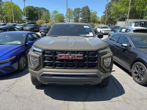Photos of 2024 GMC Canyon Elevation for sale in Newnan, GA at Southtowne Hyundai of Newnan