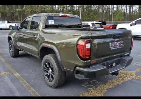 Photos of 2024 GMC Canyon Elevation for sale in Newnan, GA at Southtowne Hyundai of Newnan