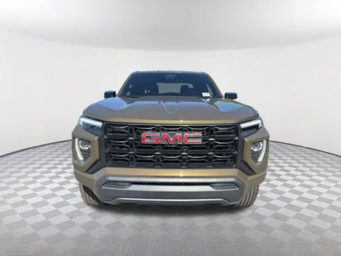 Photos of 2024 GMC Canyon Elevation for sale in Newnan, GA at Southtowne Hyundai of Newnan