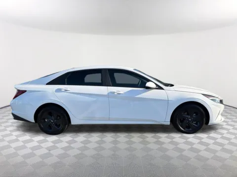 More photos of 2023 Hyundai Elantra Hybrid Blue at Southtowne Hyundai of Newnan, GA