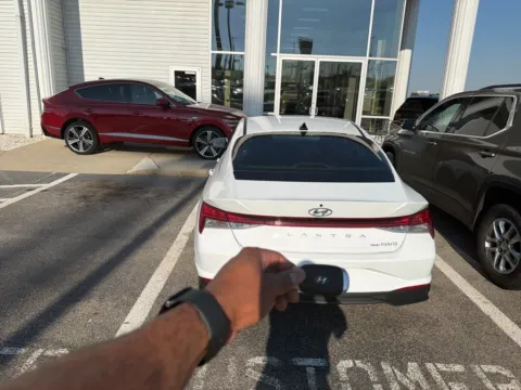 More photos of 2023 Hyundai Elantra Hybrid Blue at Southtowne Hyundai of Newnan, GA