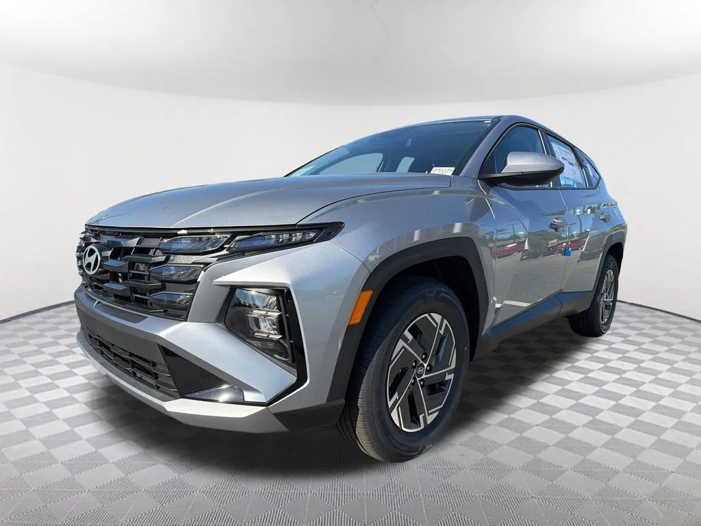Silver 2026 Hyundai Tucson Hybrid Blue SE for sale in Newnan, GA