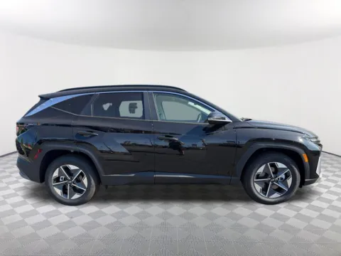 More photos of 2026 Hyundai Tucson SEL Premium at Southtowne Hyundai of Newnan, GA