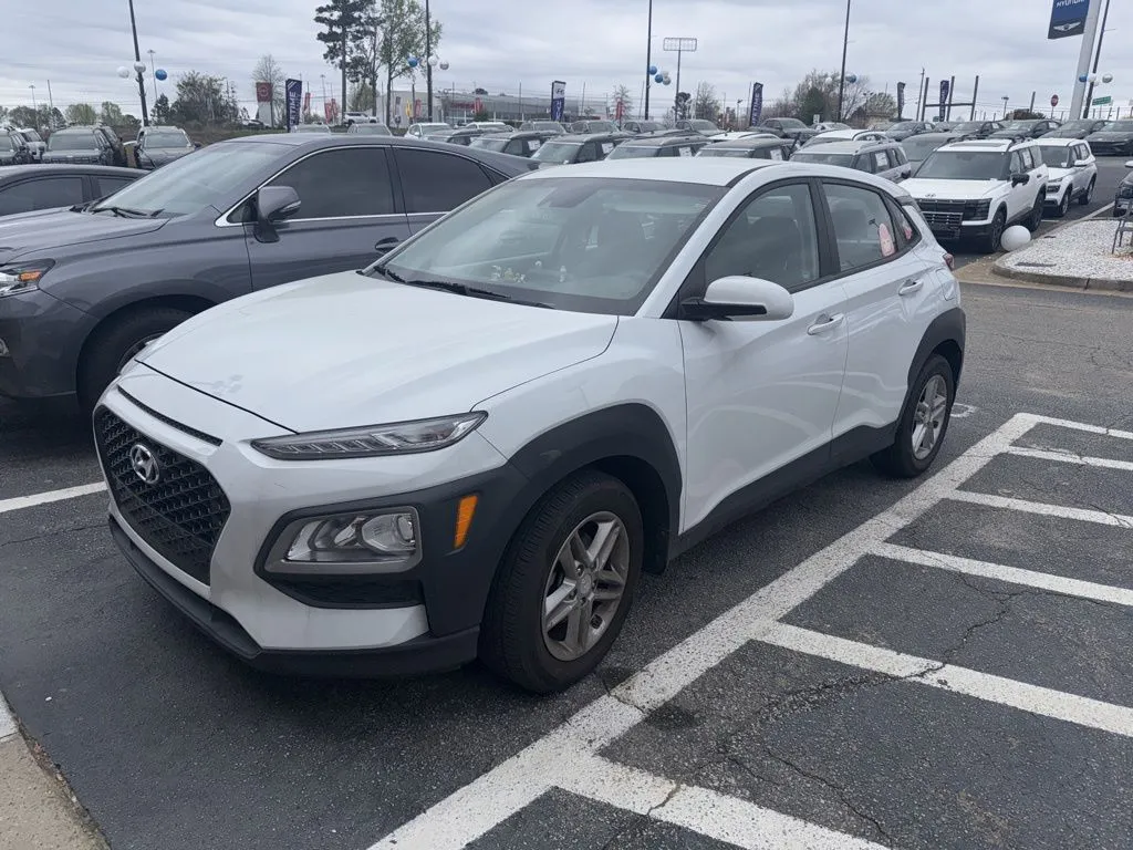 White 2019 Hyundai Kona SE for sale in Newnan, GA