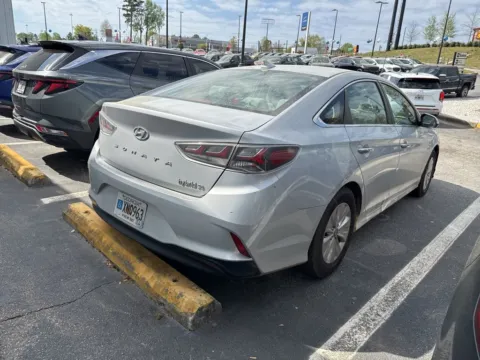 More photos of 2019 Hyundai Sonata Hybrid SE at Southtowne Hyundai of Newnan, GA