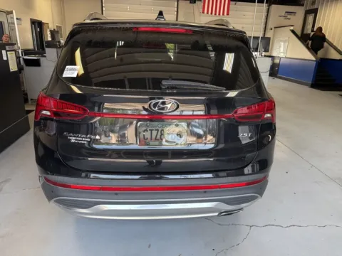More photos of 2022 Hyundai Santa Fe Limited at Southtowne Hyundai of Newnan, GA