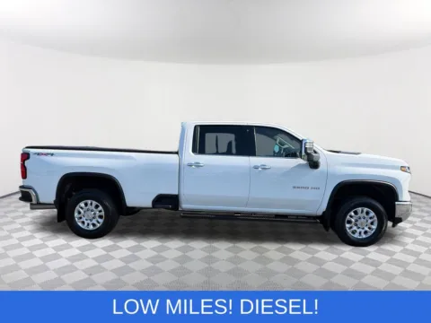 More photos of 2024 Chevrolet Silverado 3500HD LTZ at Southtowne Hyundai of Newnan, GA