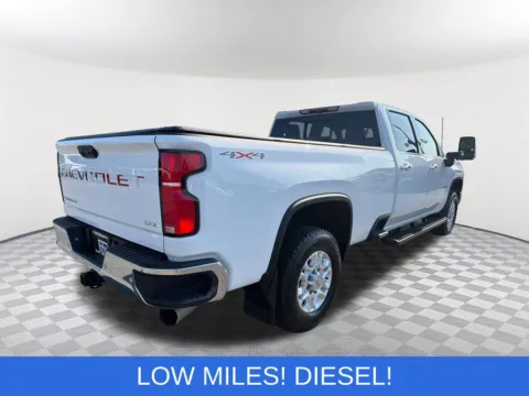 More photos of 2024 Chevrolet Silverado 3500HD LTZ at Southtowne Hyundai of Newnan, GA
