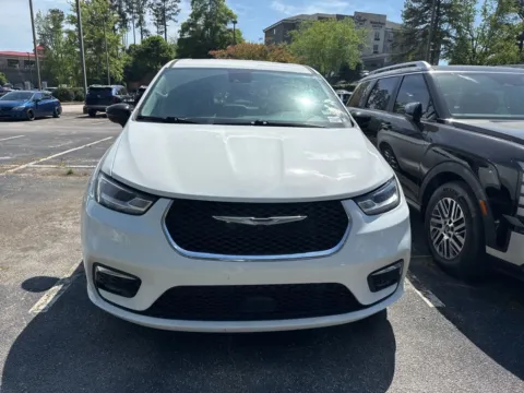 Photos of 2024 Chrysler Pacifica Touring L for sale in Newnan, GA at Southtowne Hyundai of Newnan