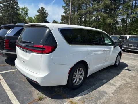 More photos of 2024 Chrysler Pacifica Touring L at Southtowne Hyundai of Newnan, GA