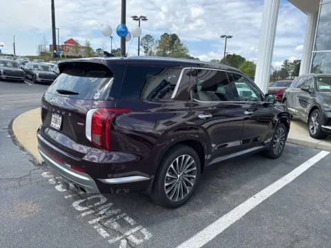 More photos of 2024 Hyundai Palisade Calligraphy at Southtowne Hyundai of Newnan, GA