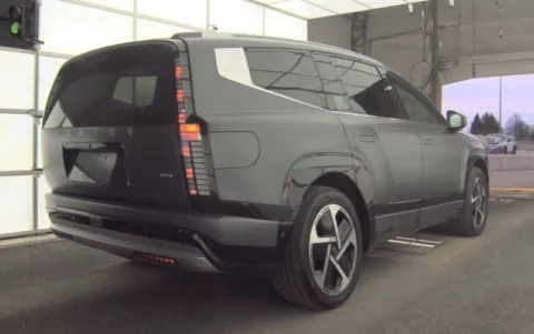 Photos of 2026 Hyundai IONIQ 9 Performance Limited for sale in Newnan, GA at Southtowne Hyundai of Newnan