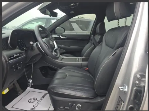 More photos of 2025 Hyundai Palisade Calligraphy at Southtowne Hyundai of Newnan, GA