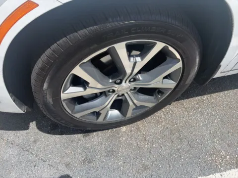 Photos of 2021 Hyundai Palisade Limited for sale in Newnan, GA at Southtowne Hyundai of Newnan