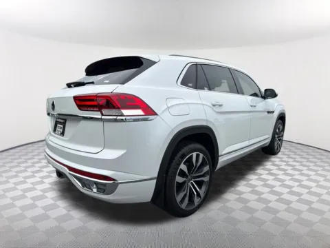 More photos of 2021 Volkswagen Atlas Cross Sport 3.6L V6 SEL R-Line at Southtowne Hyundai of Newnan, GA
