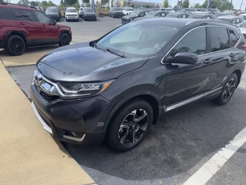 More photos of 2018 Honda CR-V Touring at Southtowne Hyundai of Newnan, GA