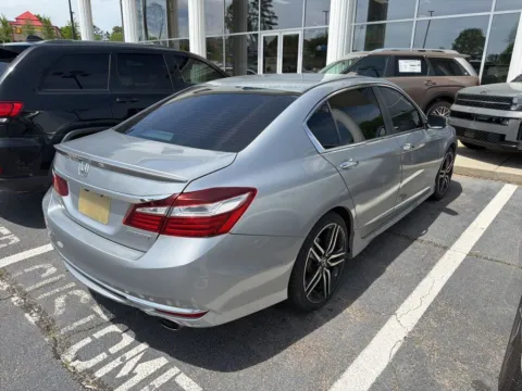 More photos of 2016 Honda Accord Sport at Southtowne Hyundai of Newnan, GA