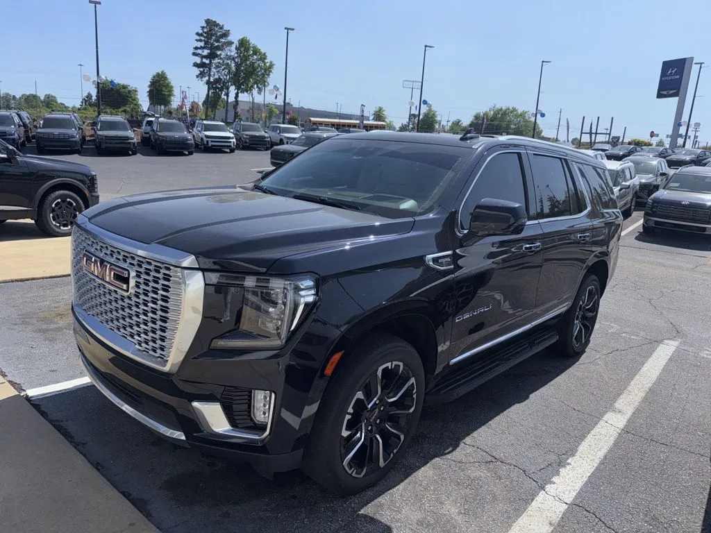 Blue 2023 GMC Yukon Denali for sale in Newnan, GA