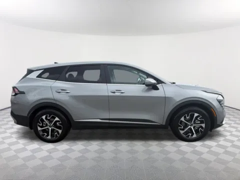 More photos of 2024 Kia Sportage EX at Southtowne Hyundai of Newnan, GA