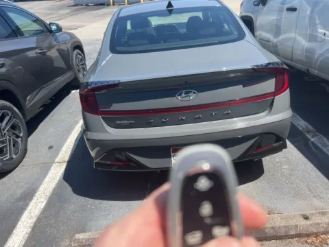 More photos of 2022 Hyundai Sonata SEL at Southtowne Hyundai of Newnan, GA