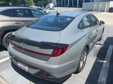 More photos of 2022 Hyundai Sonata SEL at Southtowne Hyundai of Newnan, GA