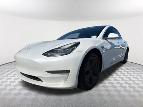 White 2020 Tesla Model 3 Standard Range Plus for sale in Newnan, GA