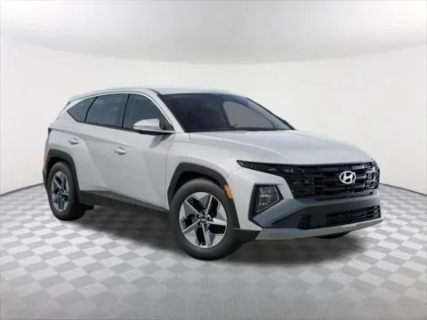 Photos of 2026 Hyundai Tucson Hybrid SEL for sale in Newnan, GA at Southtowne Hyundai of Newnan