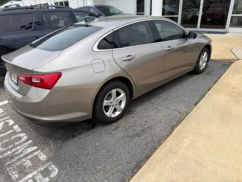 More photos of 2022 Chevrolet Malibu LS at Southtowne Hyundai of Newnan, GA