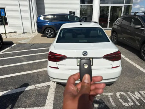 More photos of 2017 Volkswagen Passat 1.8T SE at Southtowne Hyundai of Newnan, GA