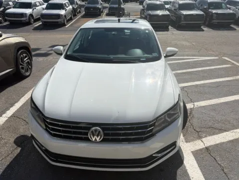White 2017 Volkswagen Passat 1.8T SE for sale in Newnan, GA