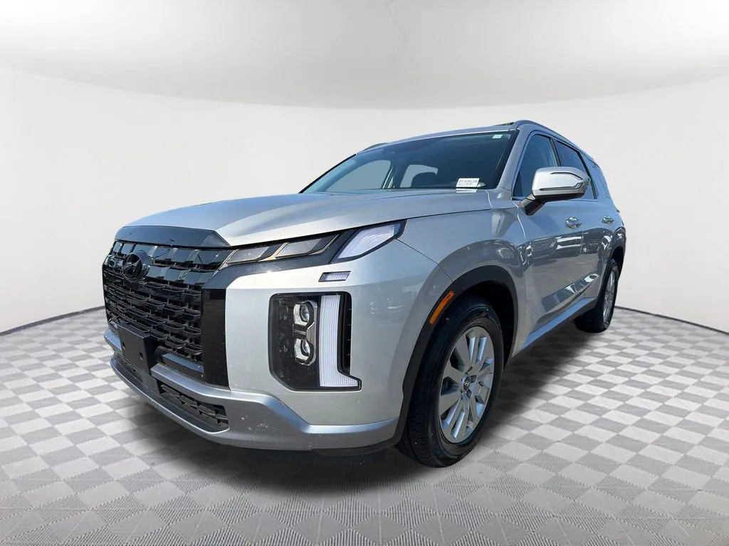 Silver 2024 Hyundai Palisade SEL for sale in Newnan, GA