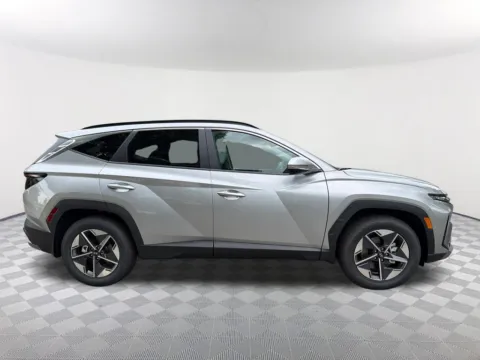 More photos of 2026 Hyundai Tucson SEL Premium at Southtowne Hyundai of Newnan, GA